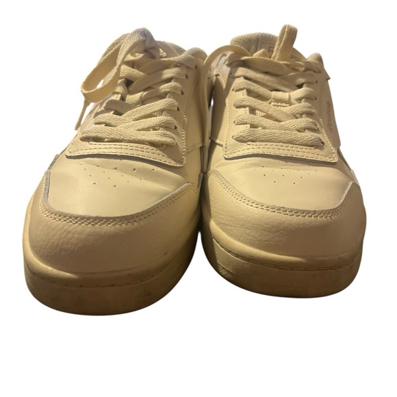 Reebok Off-White Classic Sneakers - Picture 2 of 8